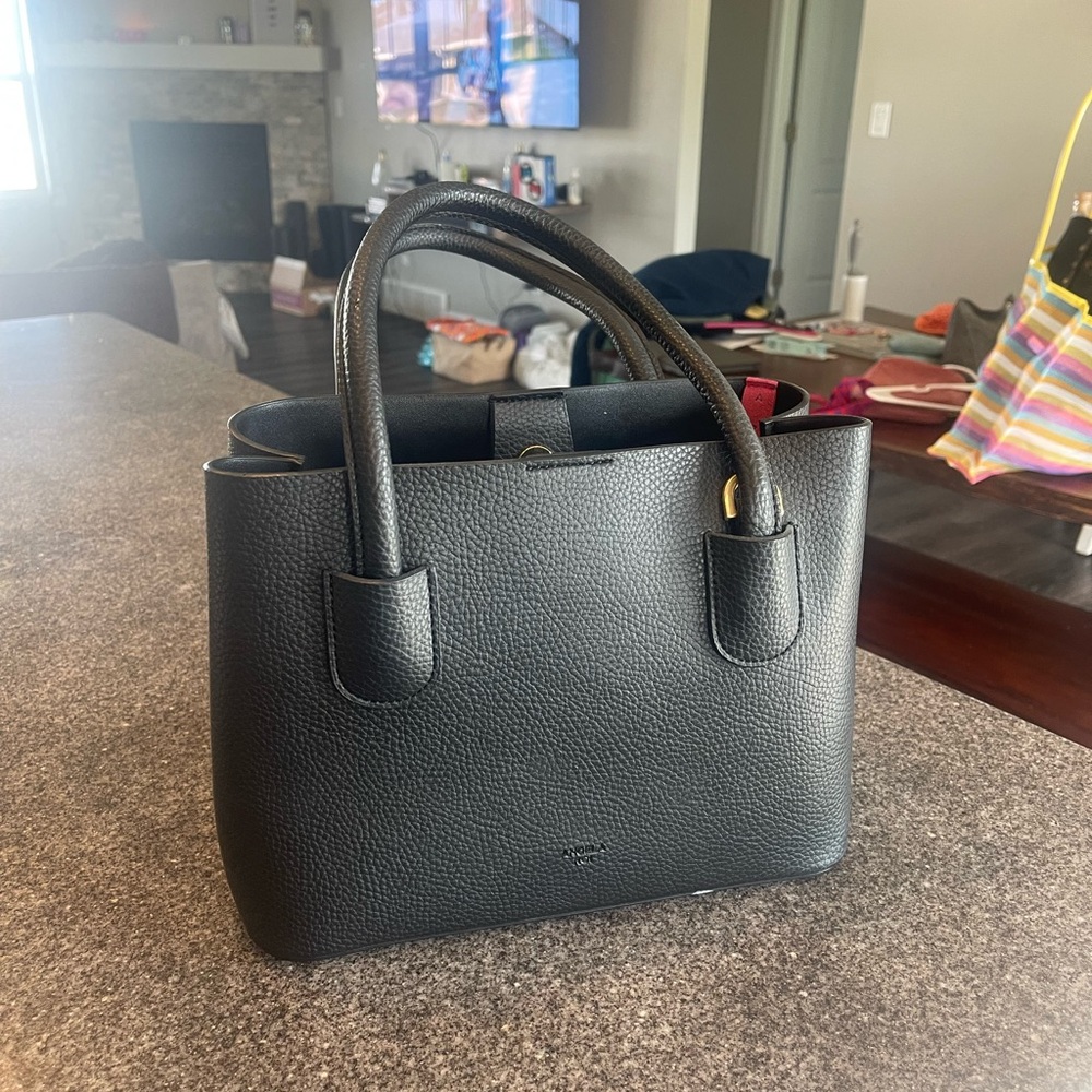 Ángela & Roi Cher Micro